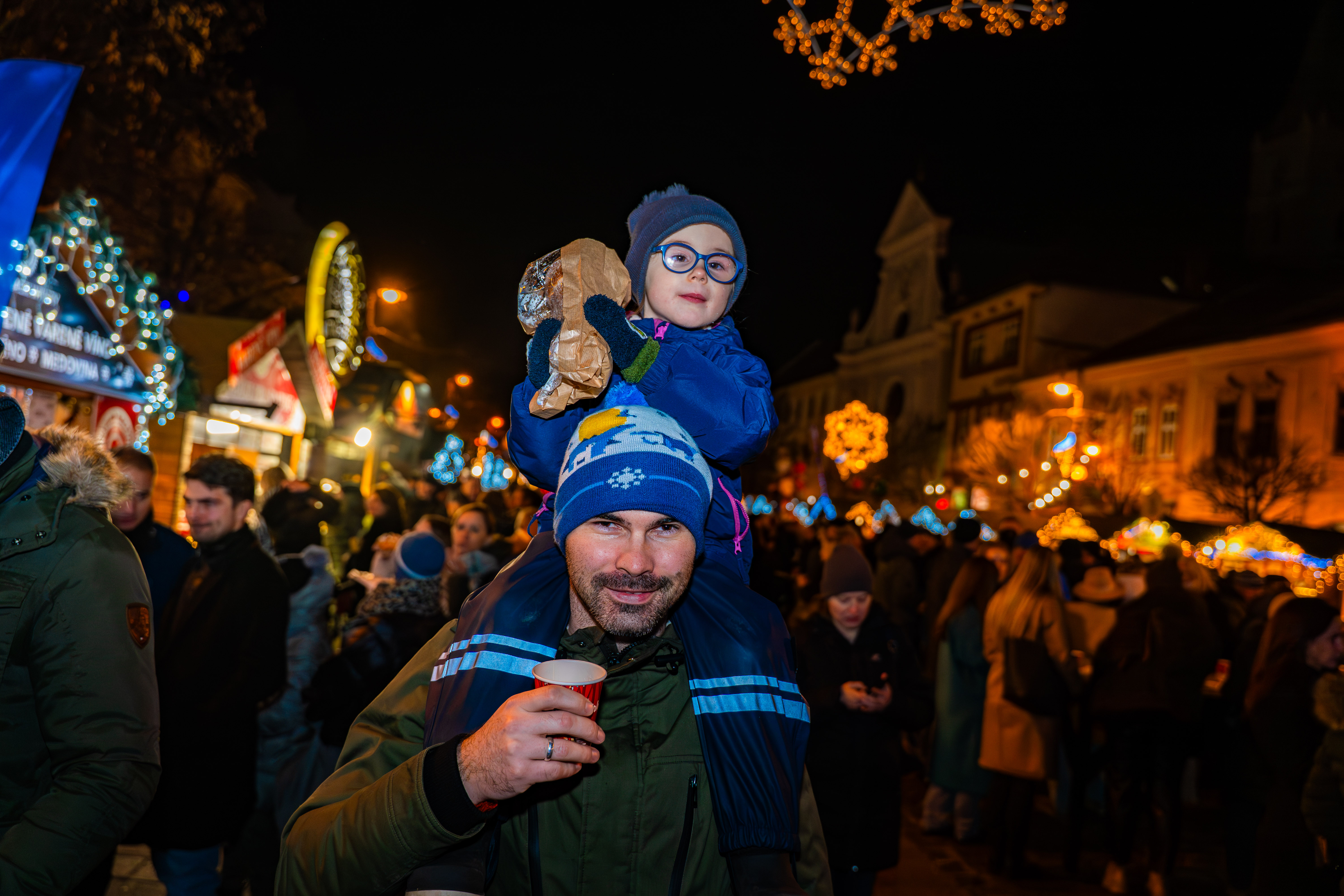 VIANOCNA TELEVIZNA REGINA-60